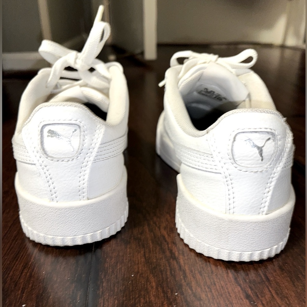 PUMA Carina 2.0 Women's Sneakers, White/Silver - size 7W US - Picture 4 of 6